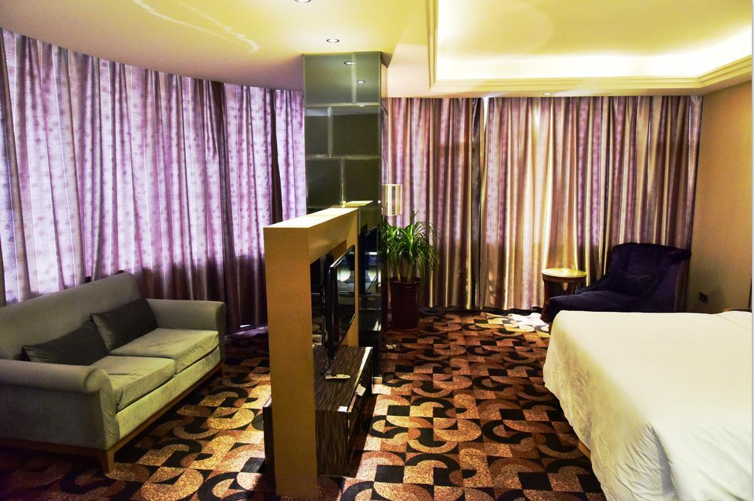 Fuke Jirui Hotel Урумчи Экстерьер фото