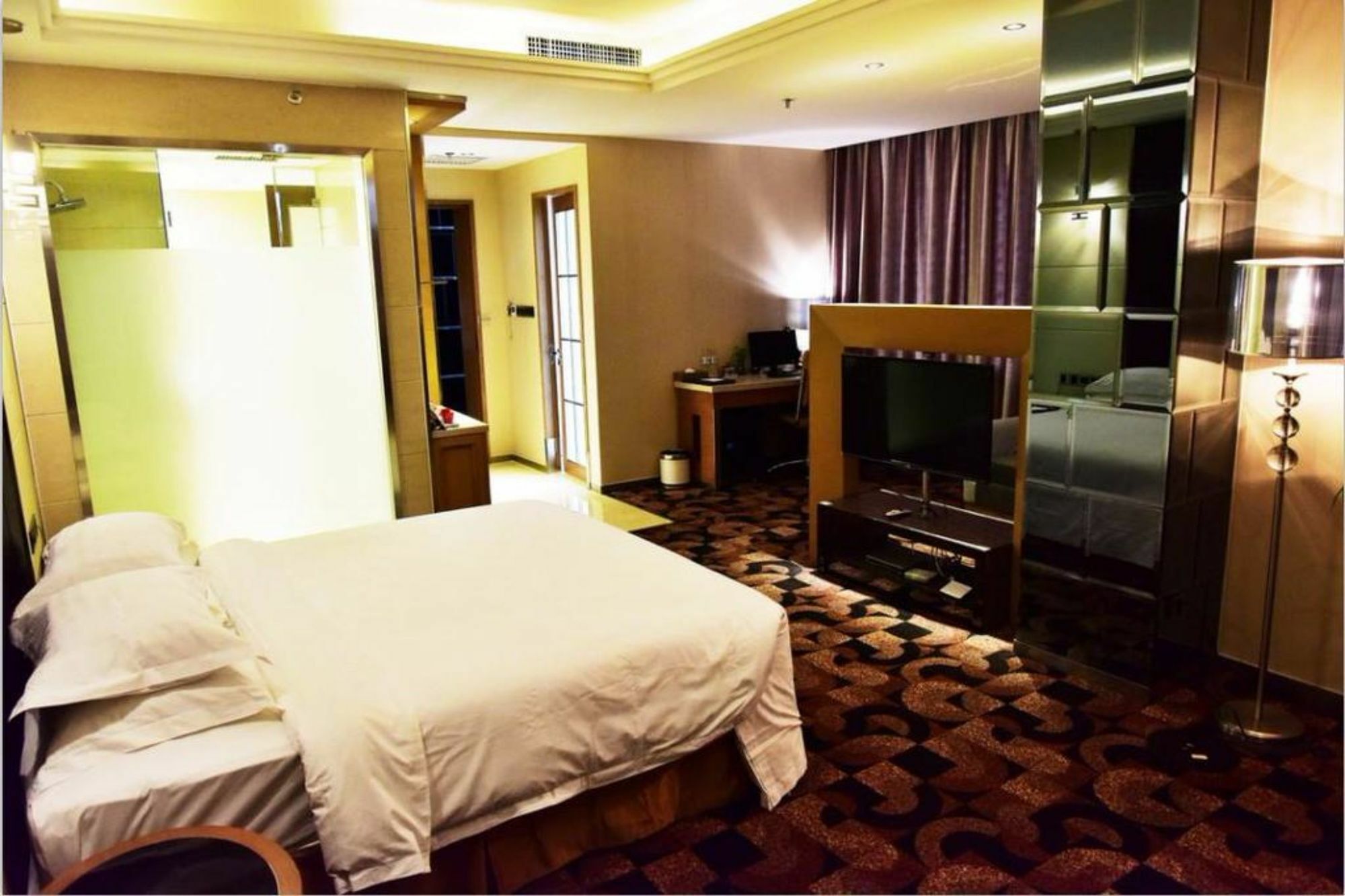Fuke Jirui Hotel Урумчи Экстерьер фото